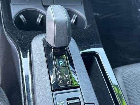 Used 2024 Toyota Prius LE image 27