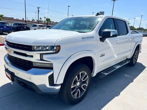 Used 2020 Chevrolet Silverado 1500 LT w/ Texas Edition image 3