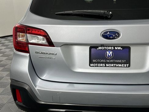 Used 2019 Subaru Outback 2.5i Premium image 20