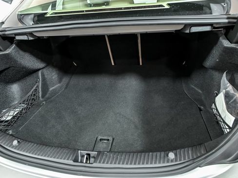 Used 2017 Mercedes-Benz C 300 Sedan image 9