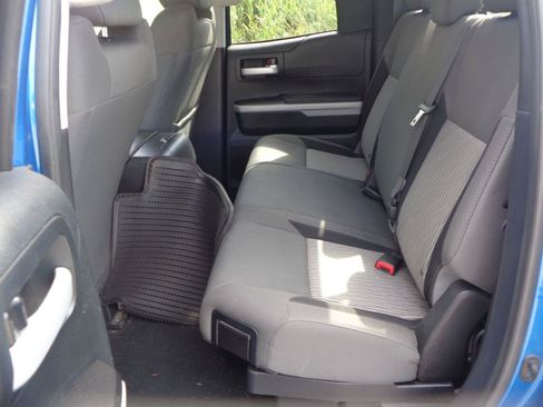 Used 2017 Toyota Tundra SR5 w/ TRD Off Road Package AWD/4WD image 16