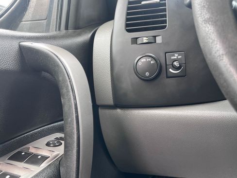 Used 2011 Chevrolet Silverado 1500 LS RWD image 16