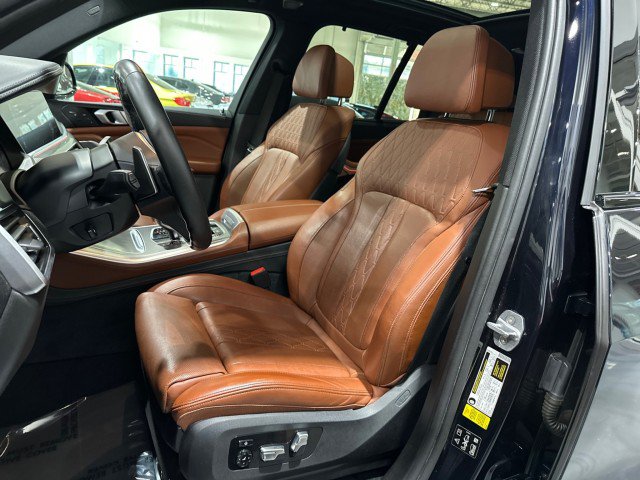 Used 2019 BMW X5 xDrive50i w/ M Sport Package AWD/4WD image 40