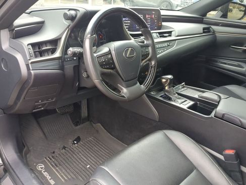 Used 2021 Lexus ES 250 w/ Premium Package image 2