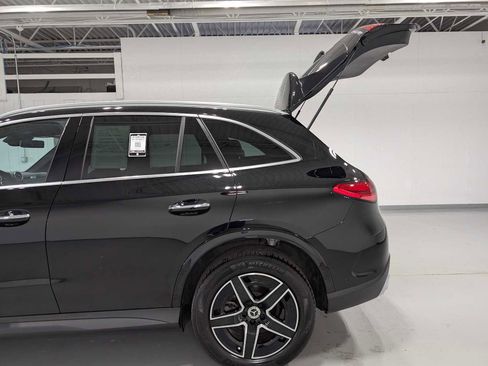 Certified 2026 Mercedes-Benz GLC 300 4MATIC image 11