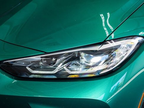 Used 2022 BMW M4 xDrive Competition w/ Executive Package image 13