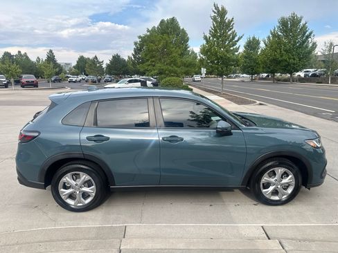 Used 2024 Honda HR-V LX image 6