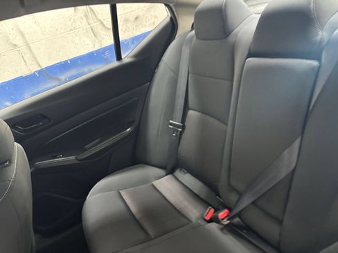 Used 2025 Nissan Altima 2.5 SV FWD image 36