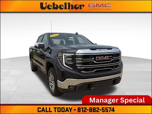 Used 2025 GMC Sierra 1500 SLT AWD/4WD image 1