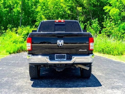 Used 2024 RAM 2500 Tradesman w/ Chrome Appearance Group AWD/4WD image 8