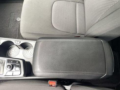 Used 2025 Kia Sportage LX FWD image 27