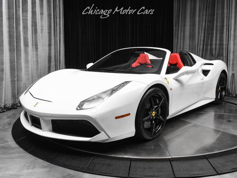 Used 2018 Ferrari 488 Spider RWD image 32