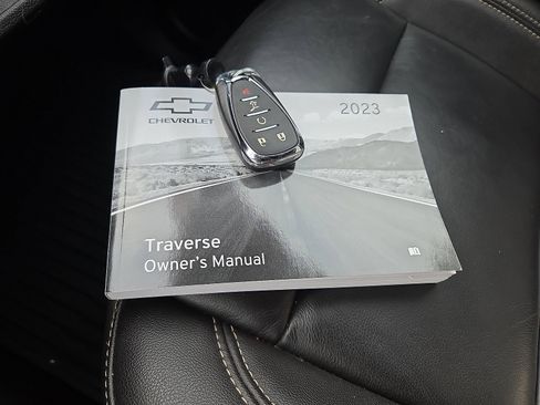 Certified 2023 Chevrolet Traverse LT image 40