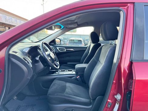 Used 2015 Nissan Pathfinder SV image 26