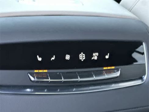 Used 2023 Cadillac Escalade Sport w/ LPO, ONYX Package image 21