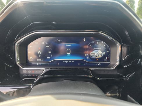 Used 2025 Chevrolet Silverado 1500 High Country w/ Technology Package image 33