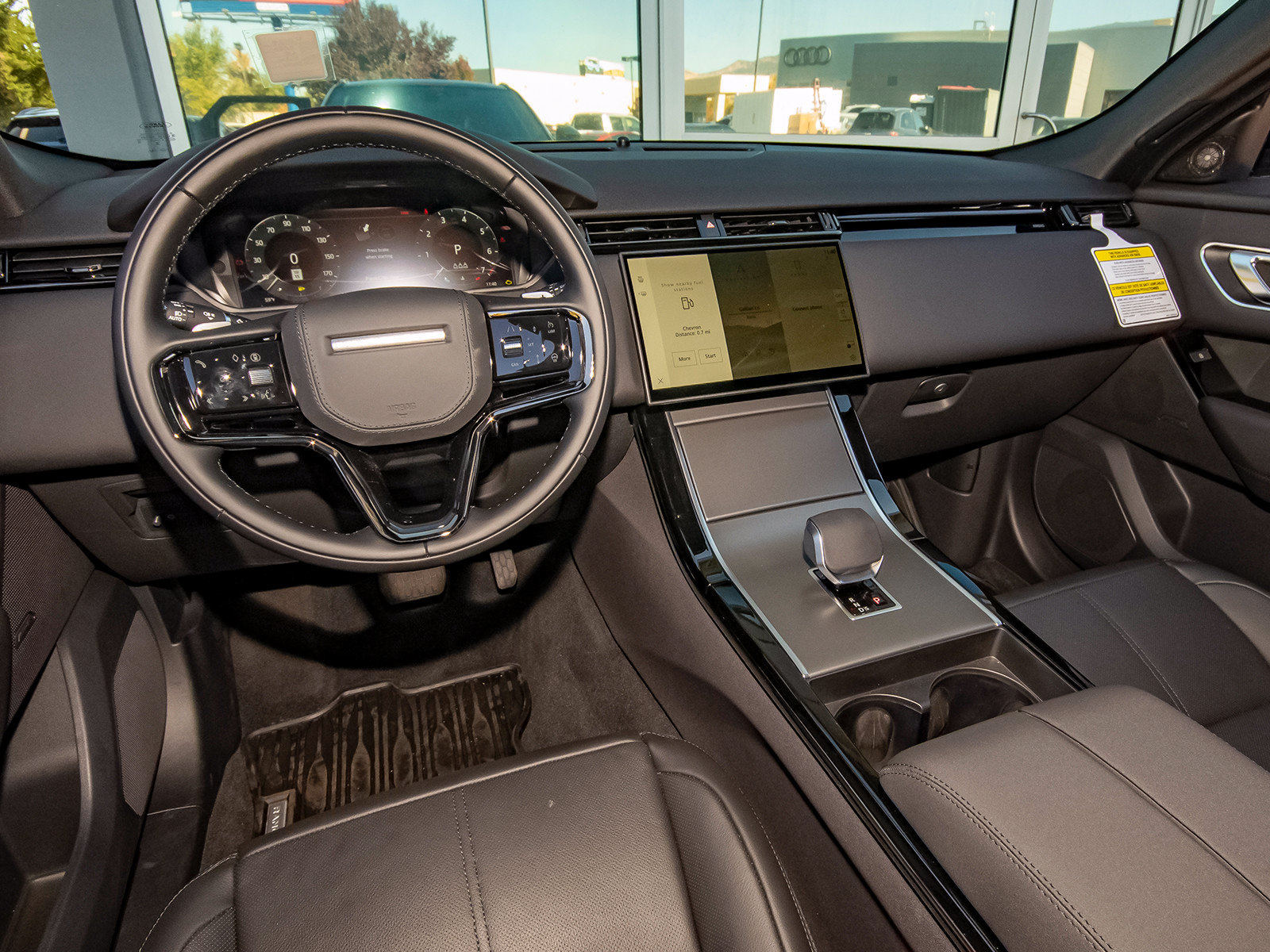 New 2026 Land Rover Range Rover Velar S AWD/4WD image 36