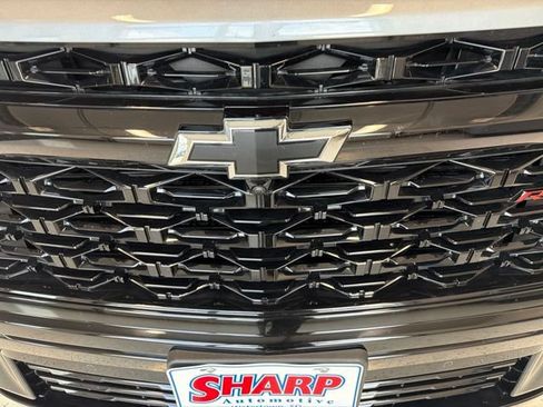 Used 2025 Chevrolet Traverse RS w/ LPO, Floor Liner Package AWD/4WD image 12