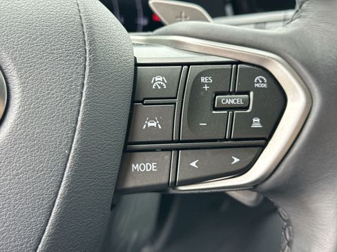 Used 2025 Lexus NX 250 FWD w/ Accessory Package (Z1) image 31