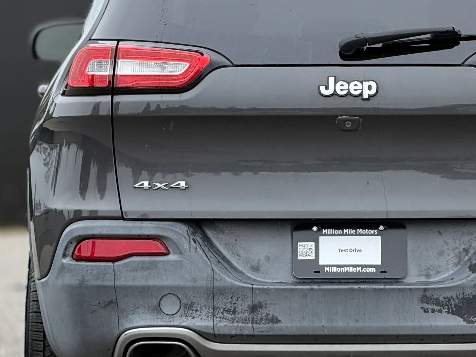 Used 2016 Jeep Cherokee Limited AWD/4WD image 13