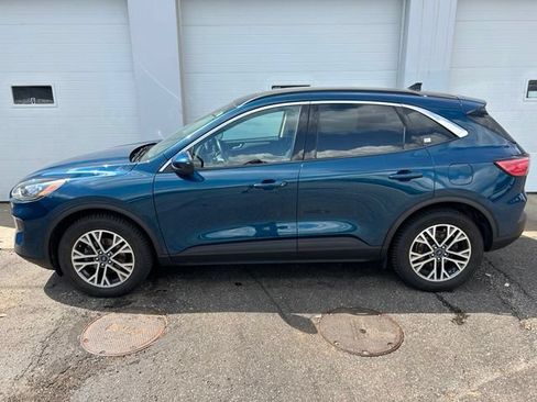 Used 2020 Ford Escape SEL AWD/4WD image 3