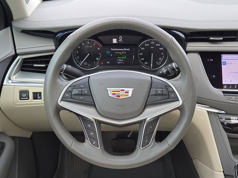 Used 2022 Cadillac XT5 Premium Luxury image 19