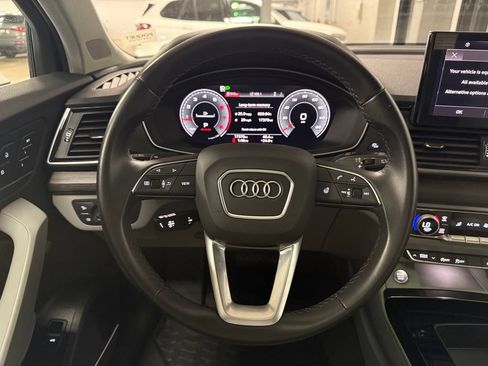 Used 2023 Audi Q5 2.0T Premium Plus w/ Premium Plus Package AWD/4WD image 11