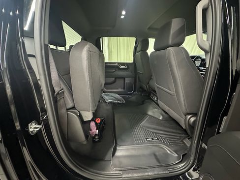 Used 2024 GMC Sierra 3500 SLE w/ SLE Value Package image 17