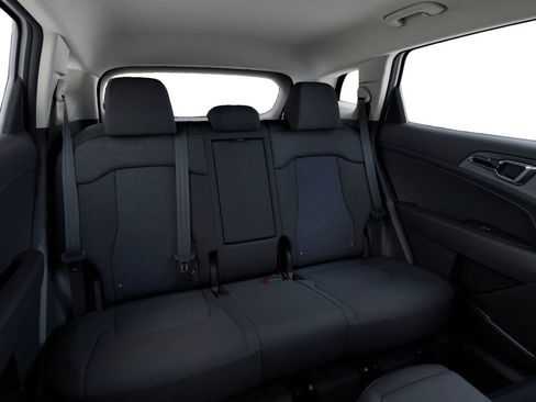 New 2026 Kia Sportage LX image 16