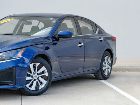 Used 2023 Nissan Altima 2.5 S image 15