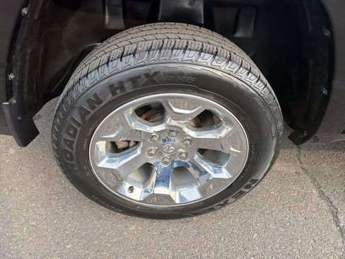 Used 2022 RAM 1500 Big Horn AWD/4WD image 32