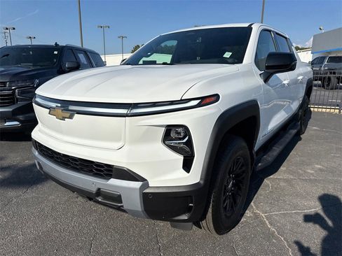 New 2025 Chevrolet Silverado EV LT image 2