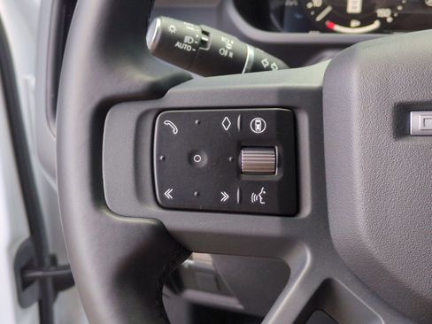 Used 2024 Land Rover Defender 110 X-Dynamic SE image 16