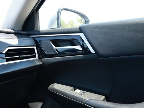 Used 2024 Mitsubishi Outlander SE FWD image 26