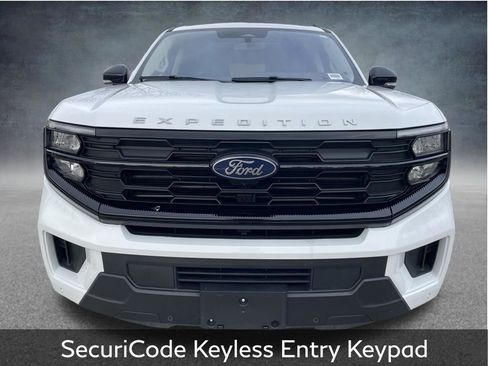 Used 2025 Ford Expedition Max Active image 7