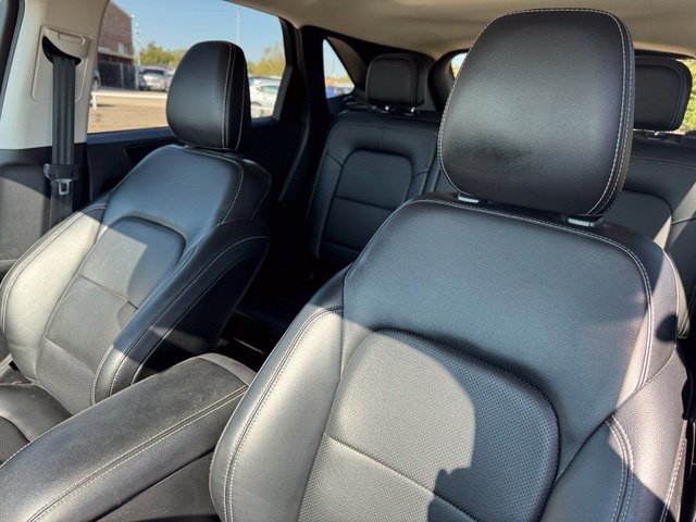Used 2022 Ford Escape SEL AWD/4WD image 11