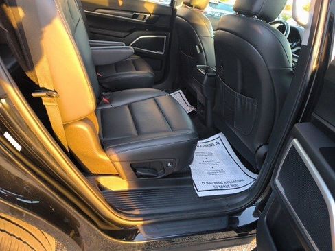 Used 2020 Kia Telluride S image 18