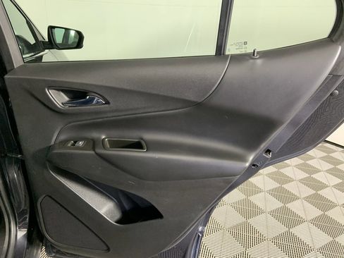 Used 2022 Chevrolet Equinox LT image 24