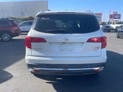 Used 2017 Honda Pilot Touring image 4