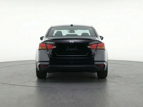 Used 2025 Nissan Altima 2.5 SV image 7
