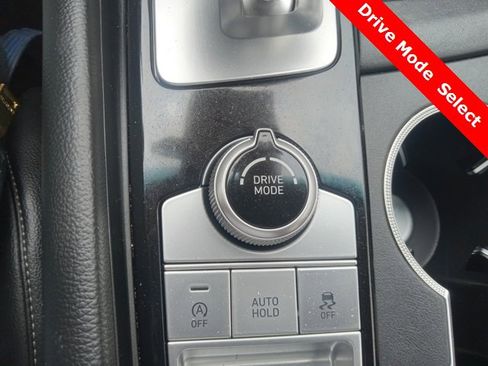 Used 2021 Genesis G70 2.0T image 35