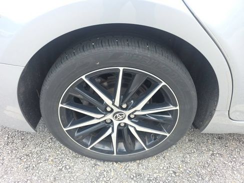 Used 2024 Toyota Camry SE AWD/4WD image 5