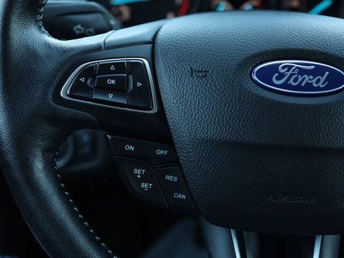 Used 2019 Ford Escape SE AWD/4WD image 14
