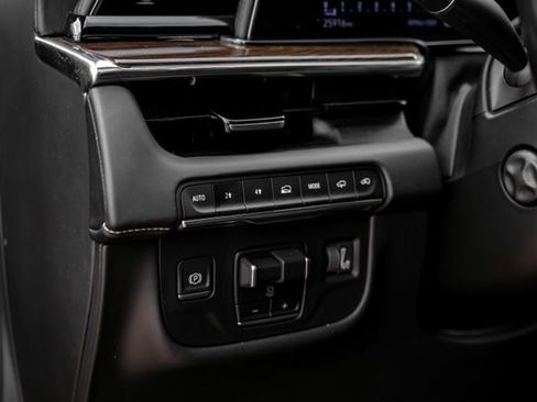 Used 2024 Cadillac Escalade Sport Platinum w/ LPO, ONYX Package AWD/4WD image 33
