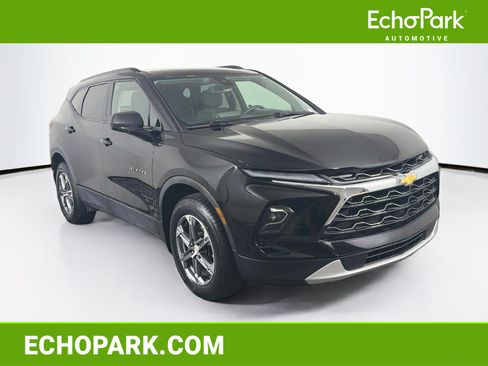 Used 2023 Chevrolet Blazer LT w/ Convenience Package FWD image 1