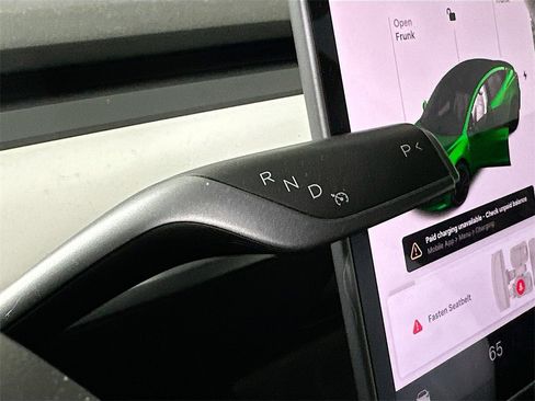 Used 2021 Tesla Model 3 Performance image 22