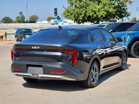 New 2025 Kia K4 LXS image 4