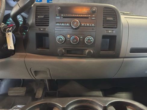 Used 2008 Chevrolet Silverado 1500 W/T AWD/4WD image 26