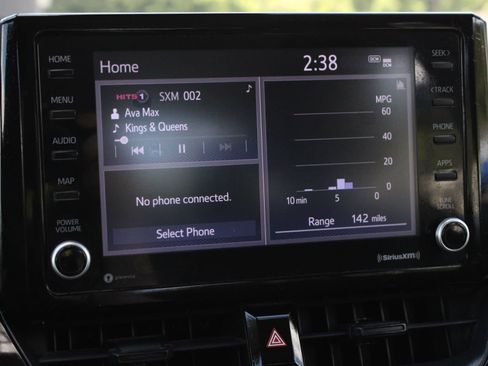 Used 2022 Toyota Corolla LE FWD image 35