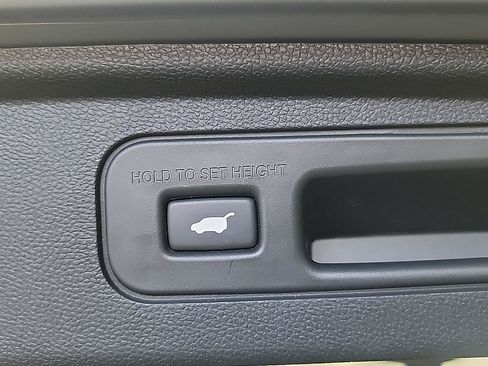 Used 2023 Honda Odyssey EX-L image 9